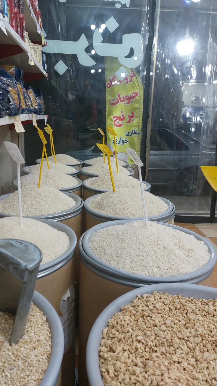 فروشگاه مواد غذایی ممتاز - تصویر 4