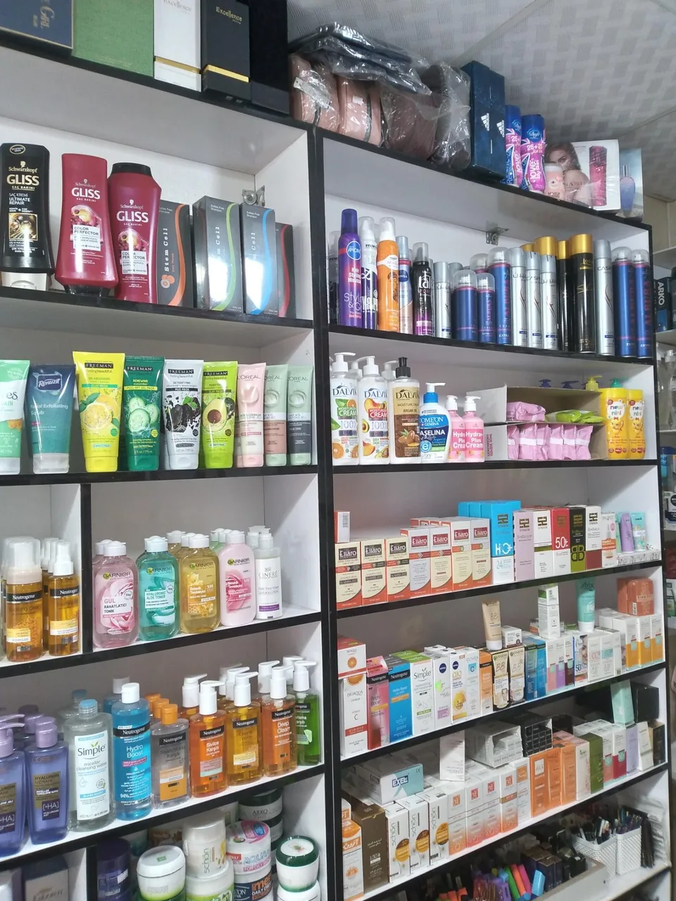 آرایشی بهداشتی نفیس - تصویر 2