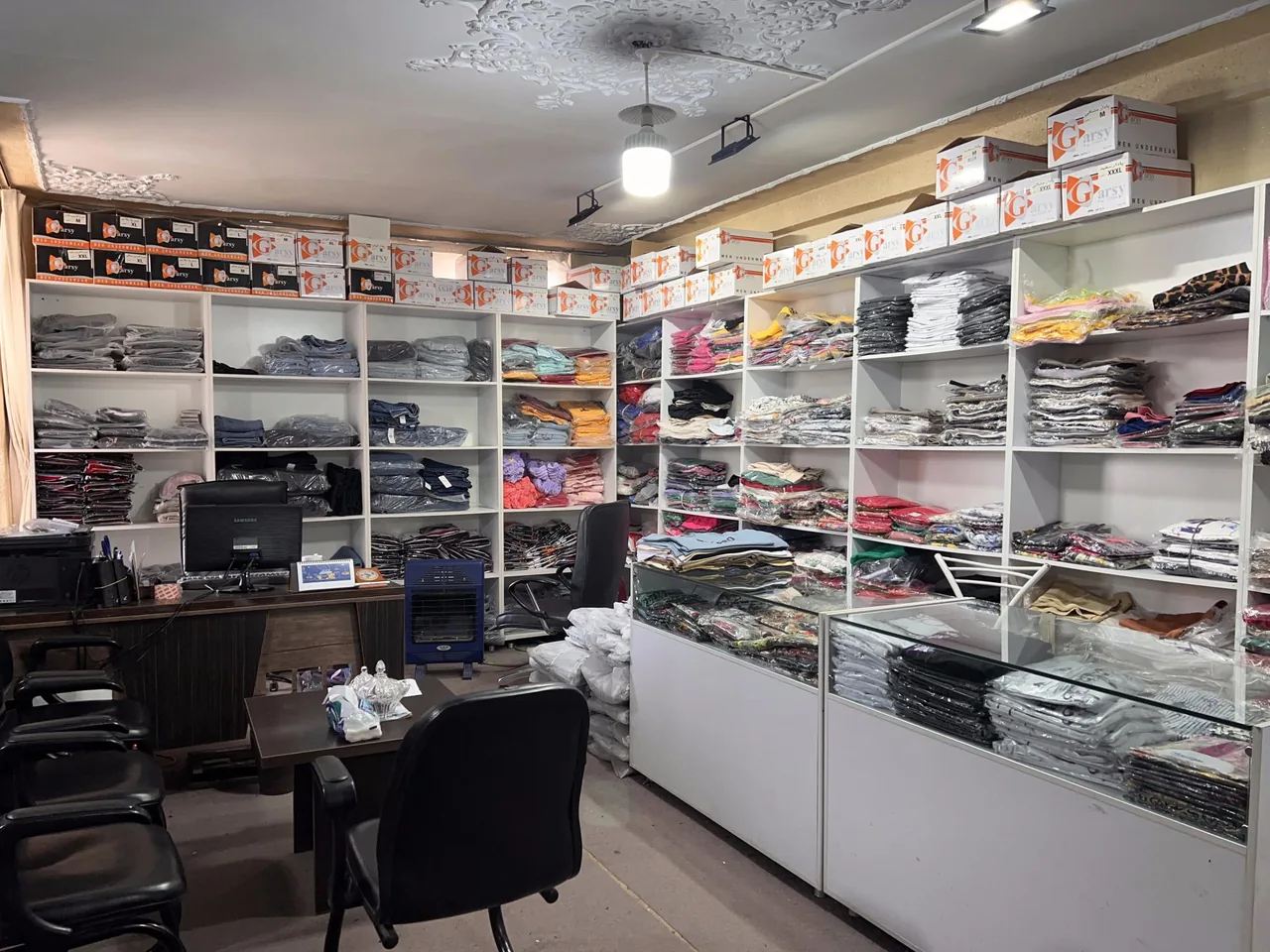 فروشگاه عمده میکاپوش