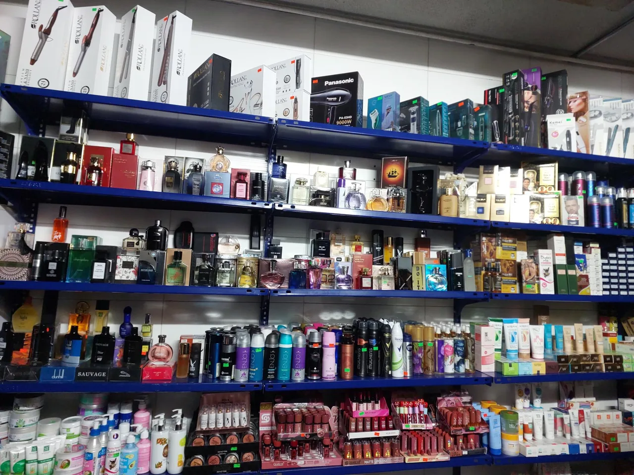 آرایشی بهداشتی صبا - تصویر 2
