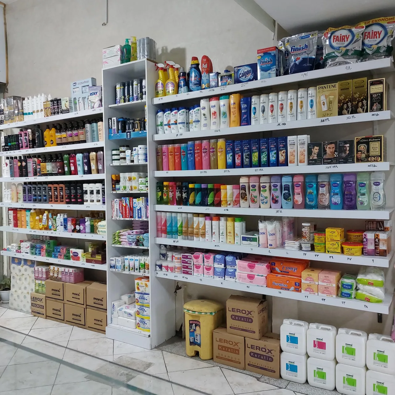 آرایشی بهداشتی پارلا - تصویر 4