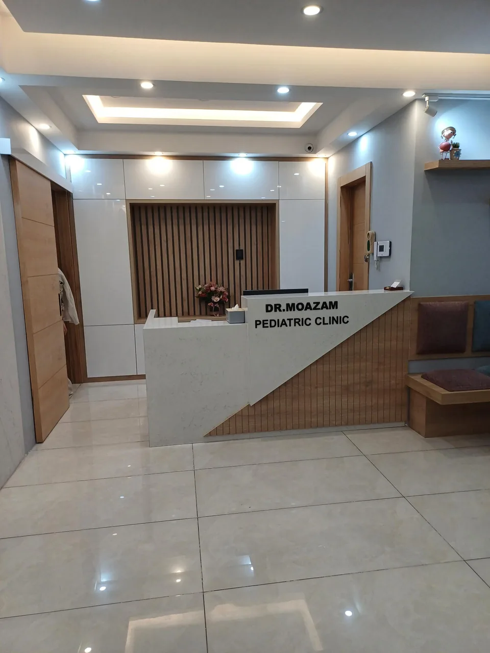 مطب دکتر حمید رضا معظم متخصص اطفال