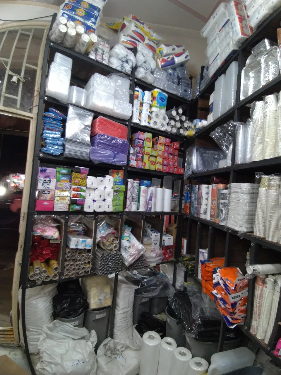 پخش ظروف یکبار مصرف حاجیلو - تصویر 4