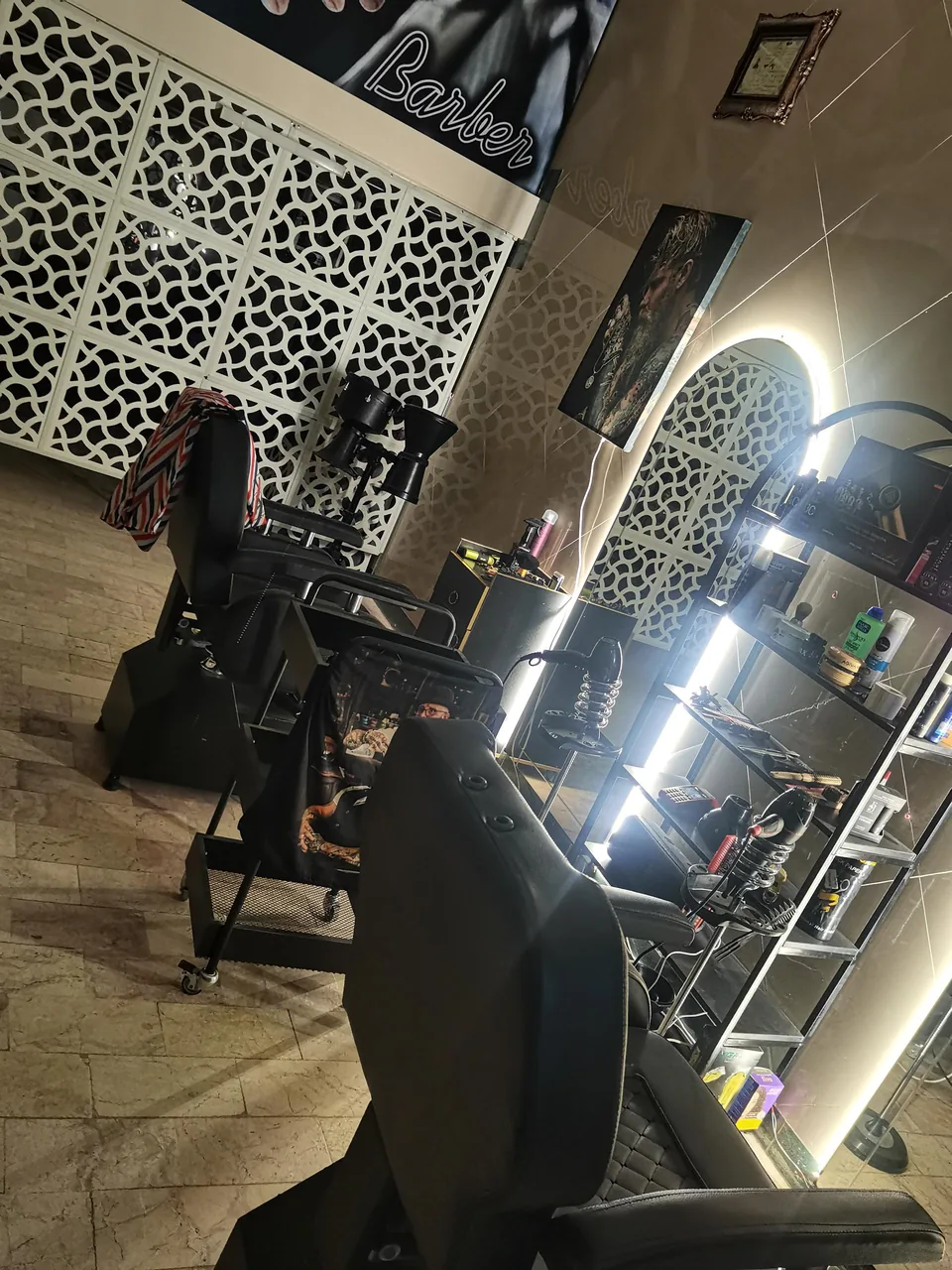 آرایشگاه فرکانس مثبت - تصویر 2
