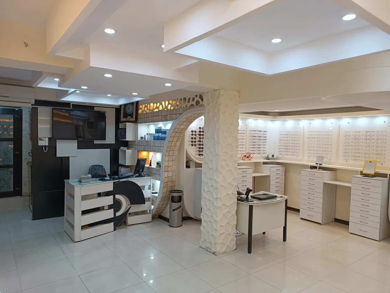 کلینیک بینایی سنجی و موسسه عینک طبی ابصار - تصویر 5