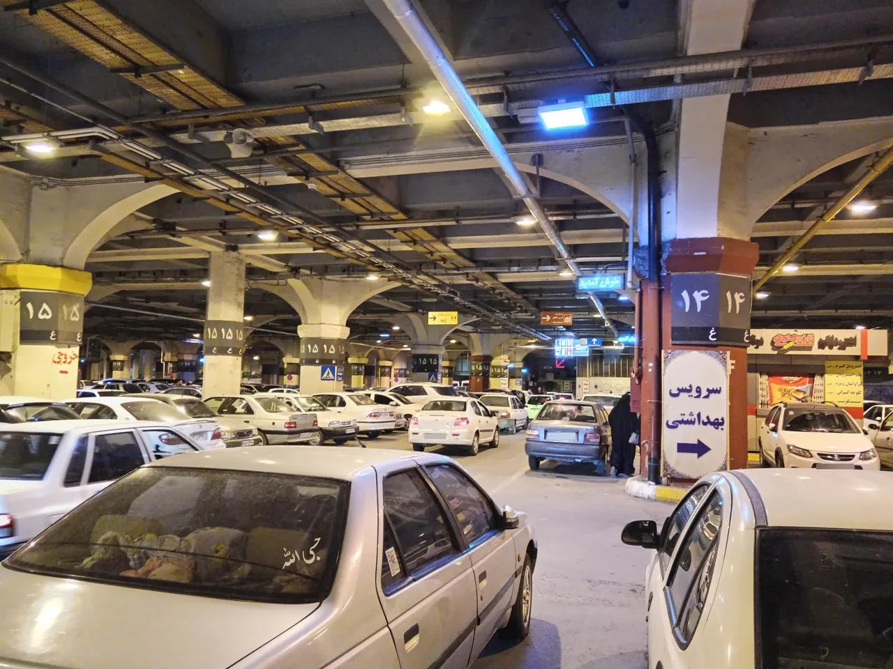پارکینگ شماره یک حرم مطهر - تصویر 3