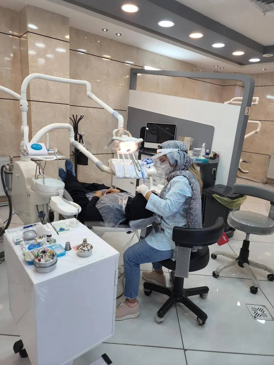 درمانگاه دندانپزشکی نیک - تصویر 2