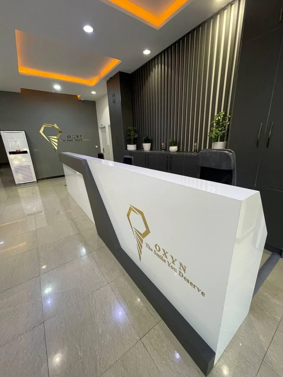 کلینیک دندانپزشکی اکسین