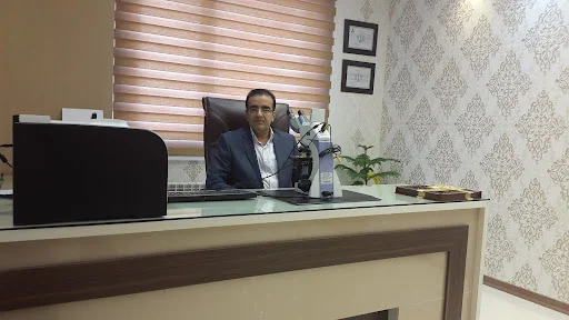 آزمایشگاه دکتر مظفری