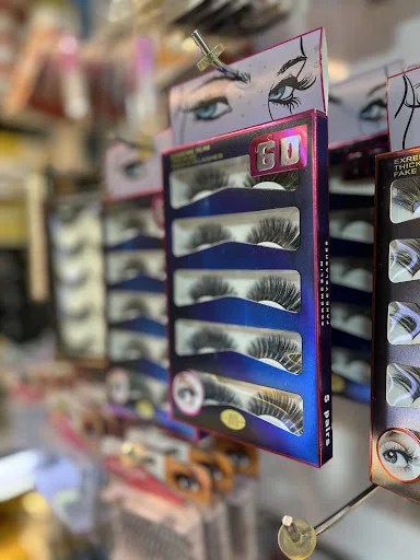 مرکز خرید آرایشی انیس