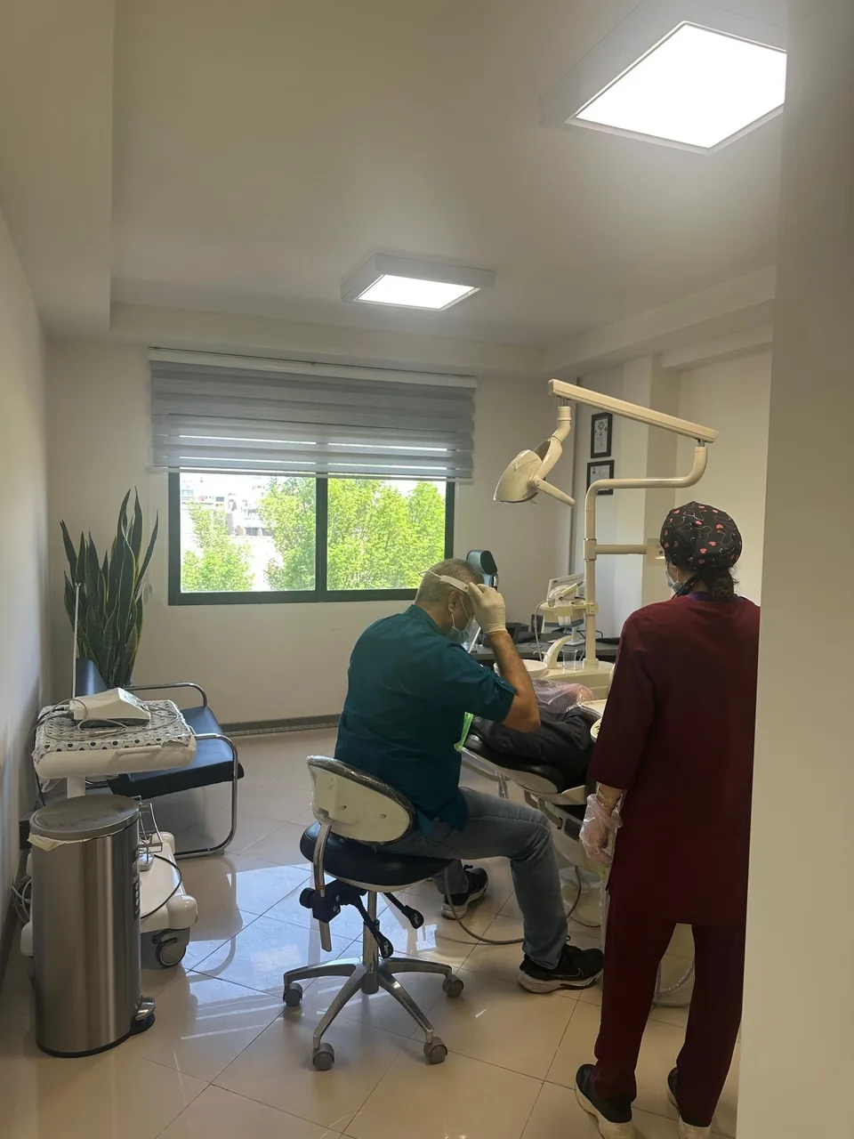 مطب دکتر شاهرخ شهابی متخصص دندانپزشکی - تصویر 5