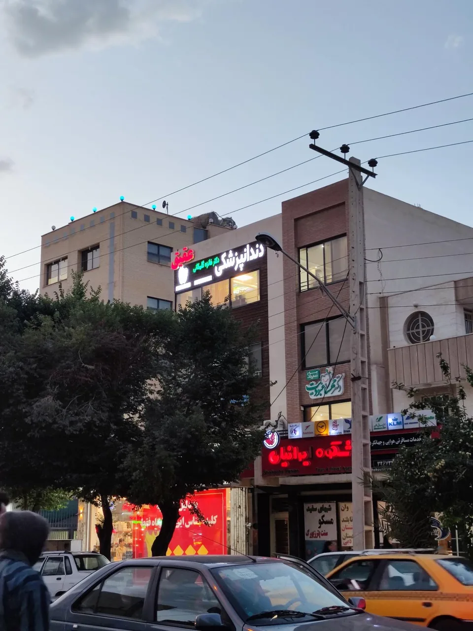 دندانپزشکی دکتر فائزه گلمکانی - تصویر 4