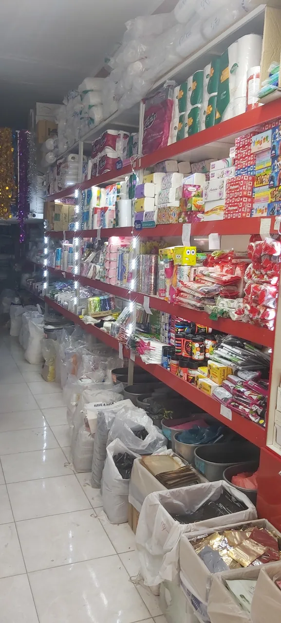 فروشگاه ظروف یکبار مصرف آذین پلاست - تصویر 3
