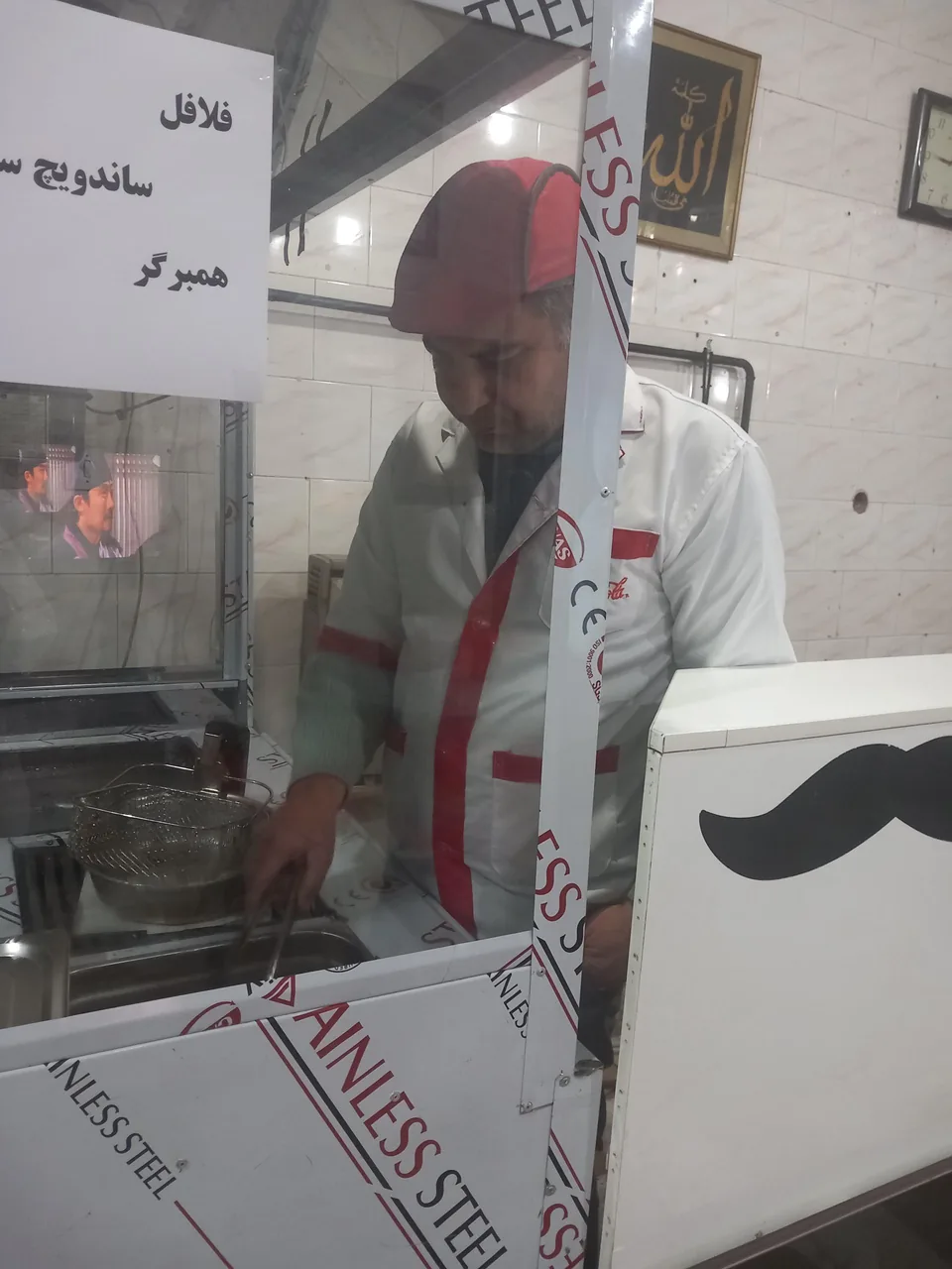فست فود اروند۲۰۲۳ - تصویر 2