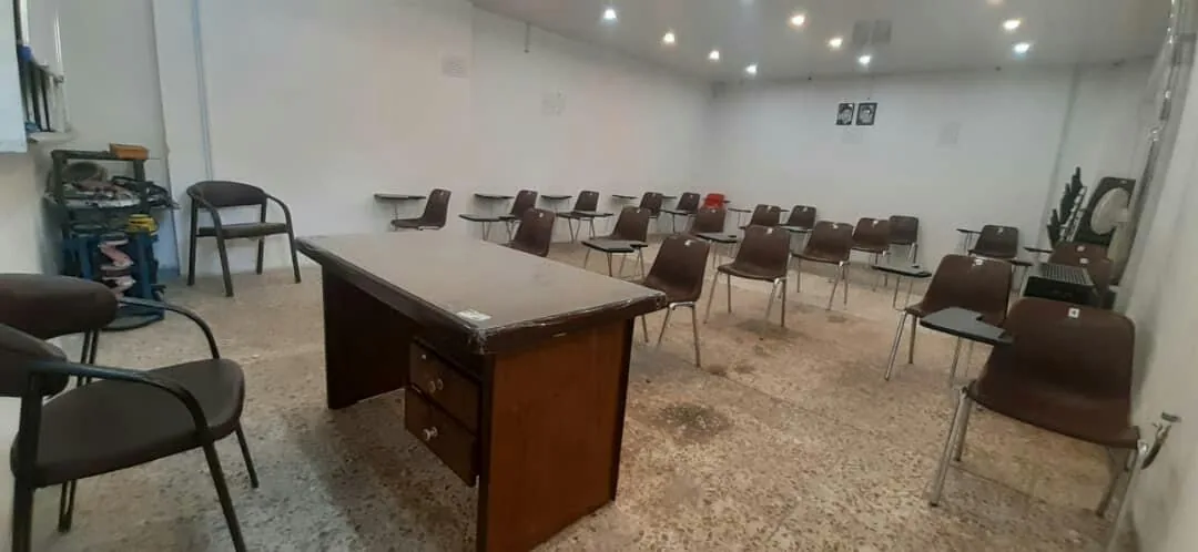 آموزشگاه رانندگی پایه سوم و موتورسیکلت جلفا - تصویر 2