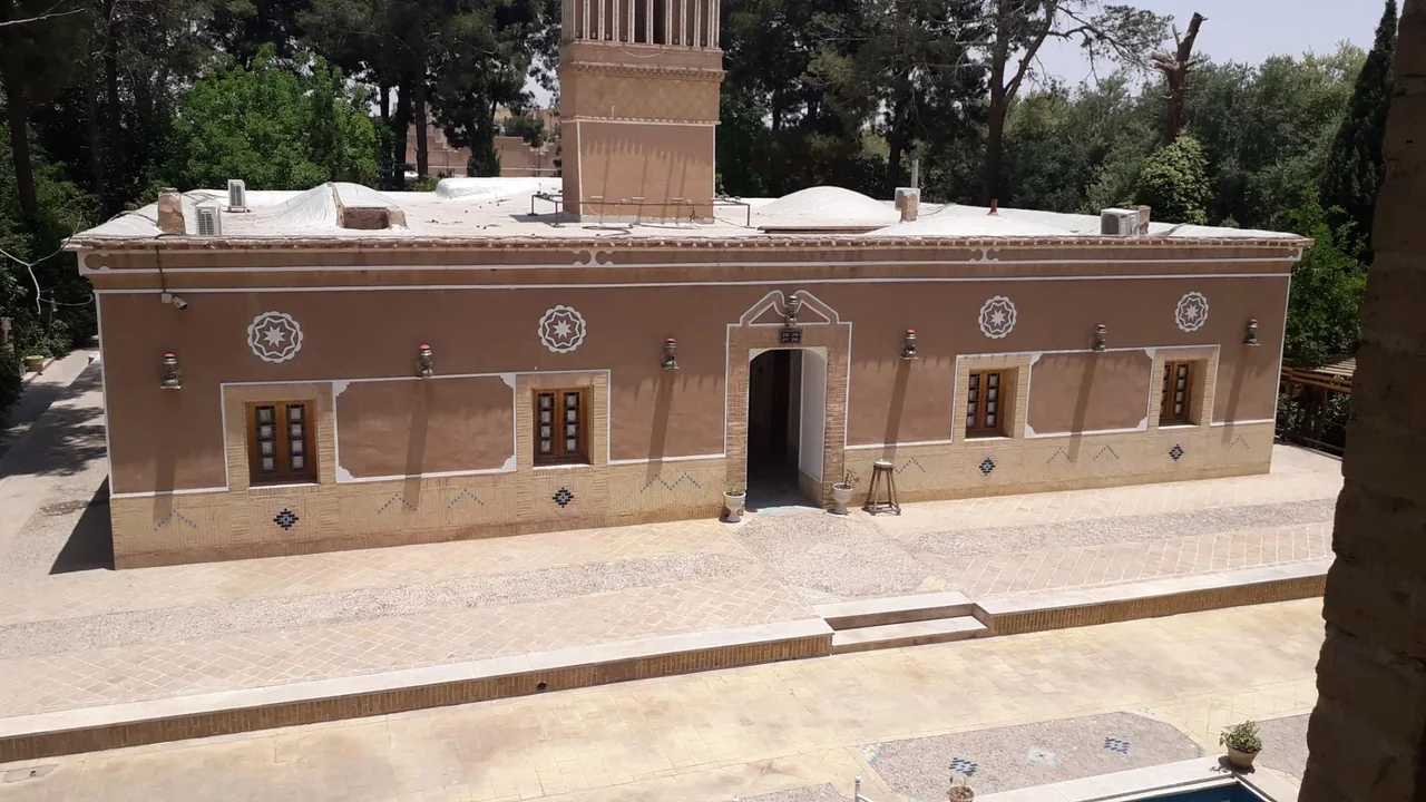 هتل باغ مشیر الممالک یزد - هتل در یزد