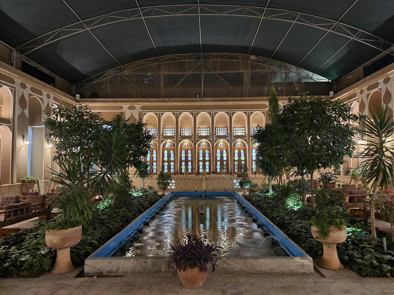 هتل سنتی مظفر یزد
