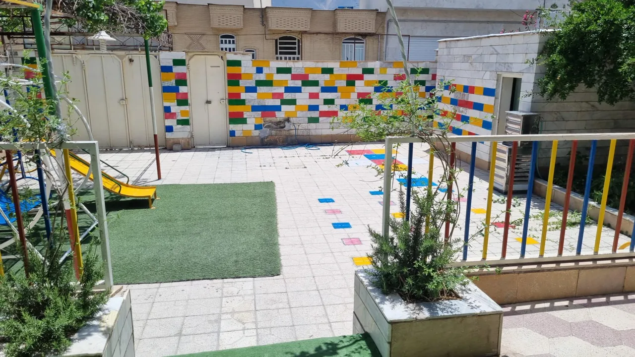 پیش دبستان و دبستان و کانون زبان بهاره - تصویر 3