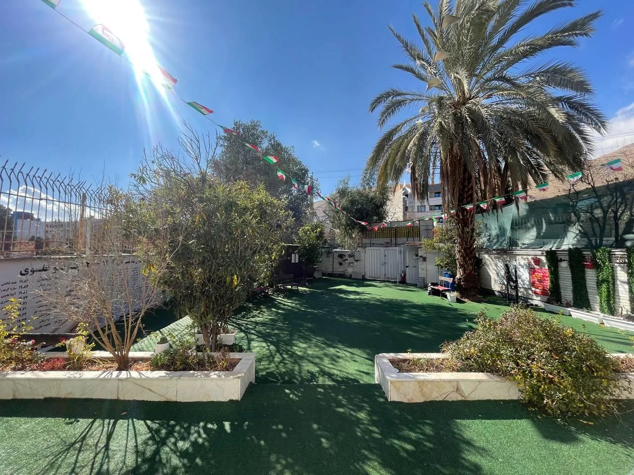 دبیرستان پرتو علوی متوسطه اول دخترانه - تصویر 5