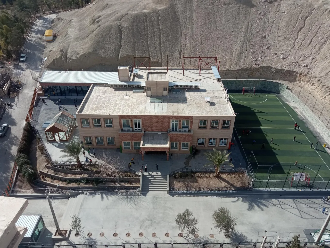 دبستان غیر انتفاعی پسرانه مفید