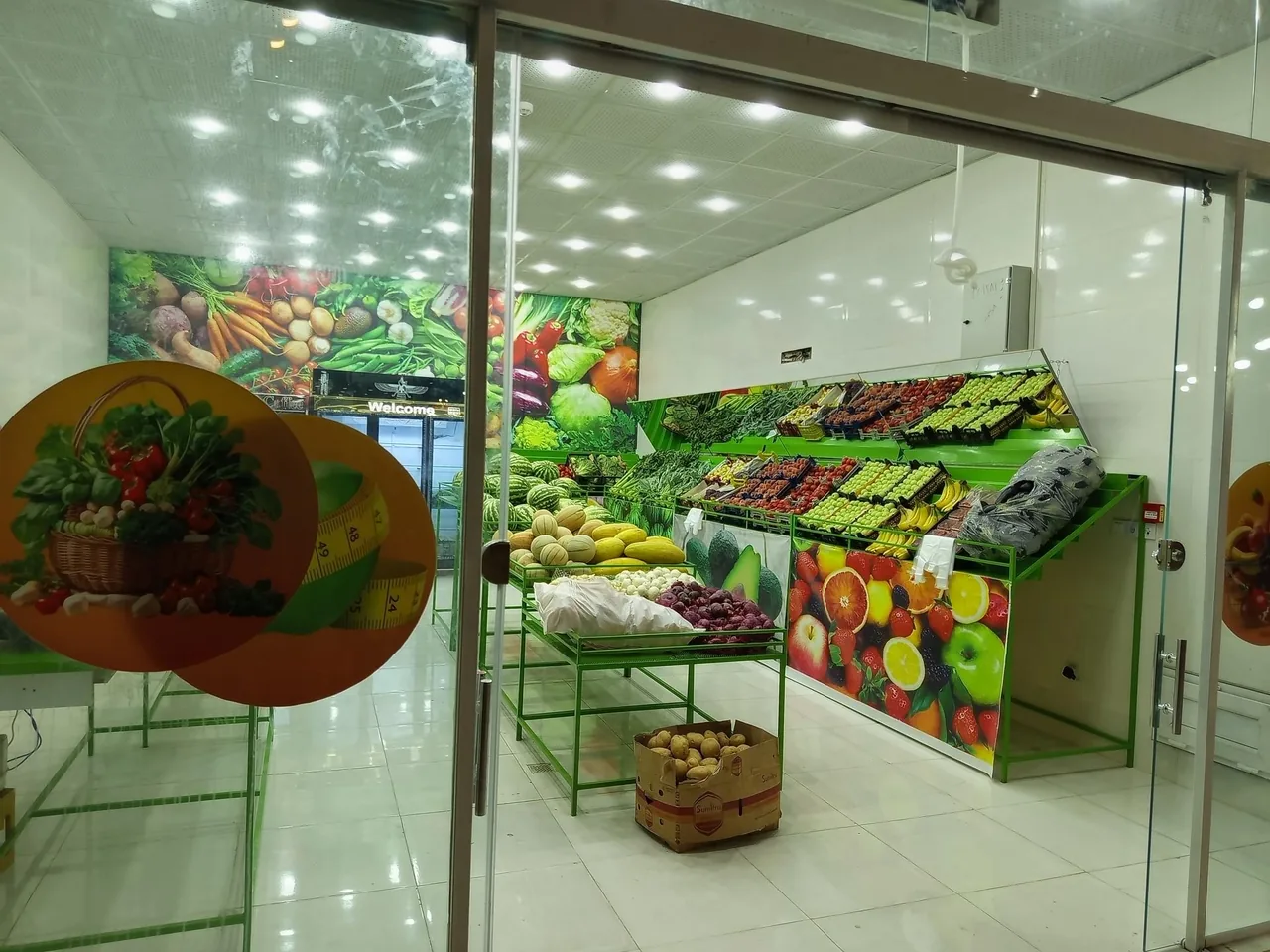 میوه سرا و سبزی مارکت استوا - تصویر 3