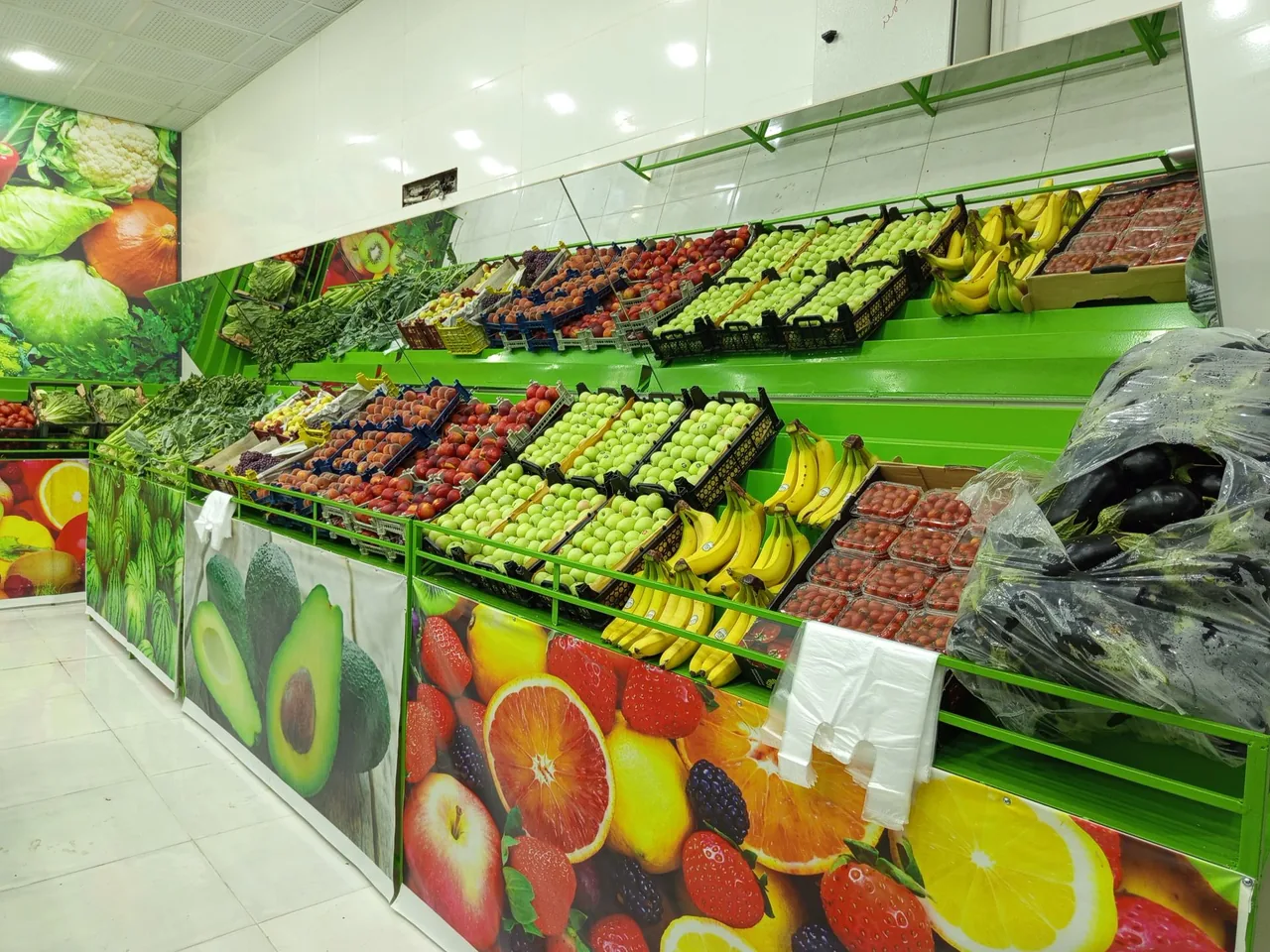میوه سرا و سبزی مارکت استوا - تصویر 4