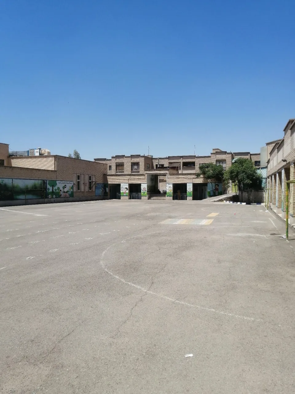 دبستان پسرانه غیر دولتی رستگاران - مدرسه در قم