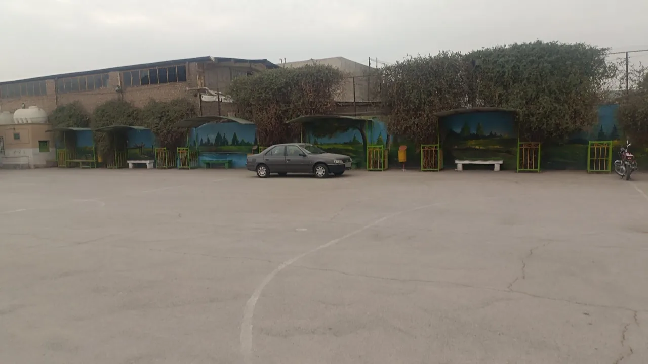 دبیرستان شاهد صاحب الزمان (عج) - تصویر 2