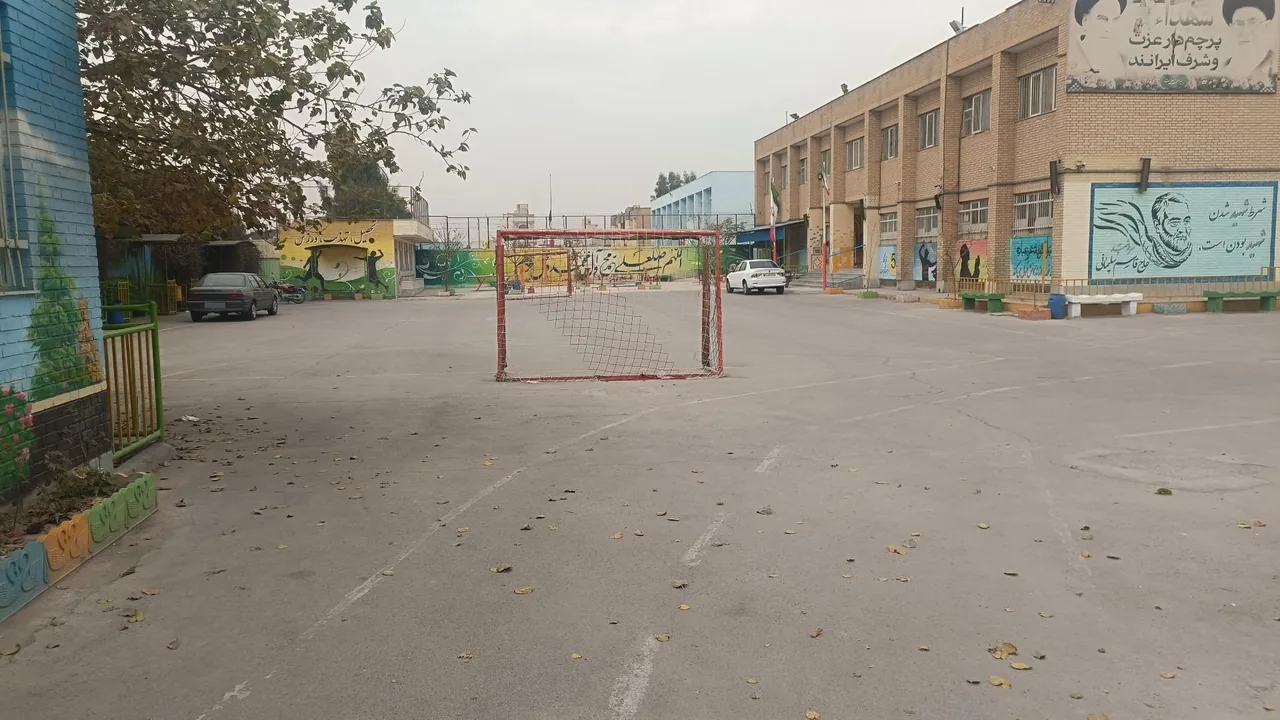 دبیرستان شاهد صاحب الزمان (عج) - تصویر 4