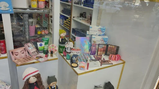 فروشگاه لوازم آرایشی ارک