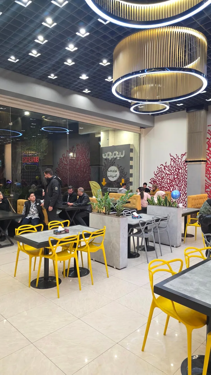 فست فود کاریز