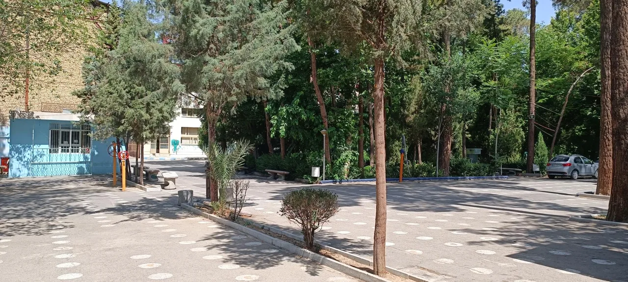 دبیرستان پسرانه دوره دوم هیات امنایی شهدای ادب - تصویر 5