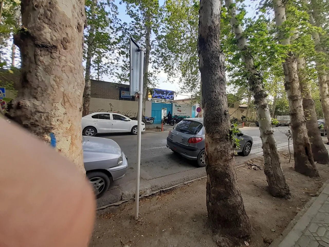 دبیرستان پسرانه دوره اول هیئت امنایی شهید صدوقی - تصویر 3