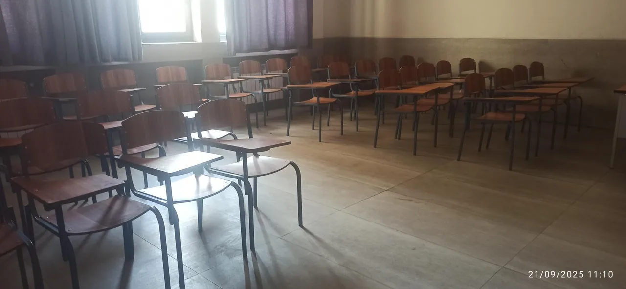 دبیرستان دخترانه دوره اول دولتی بانو همایونی