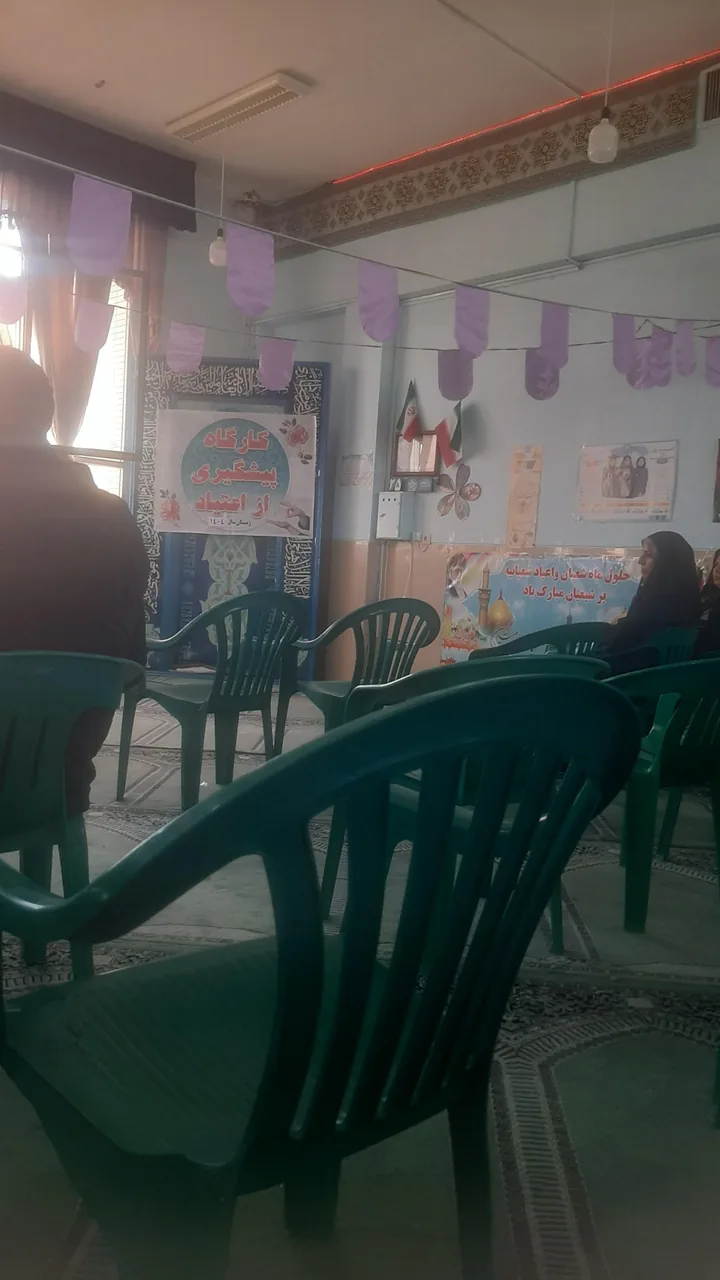 دبیرستان پسرانه شاهد جناب ( دوره اول ) - تصویر 2