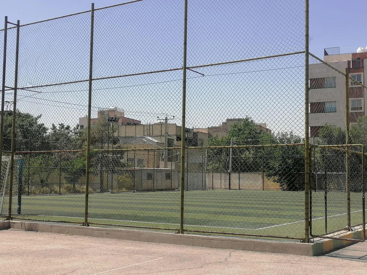 دبیرستان نمونه دولتی شهید مطهری - تصویر 3