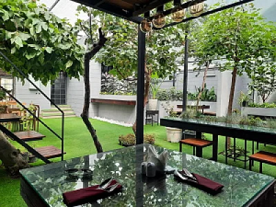 رستوران غذای دریایی سولو