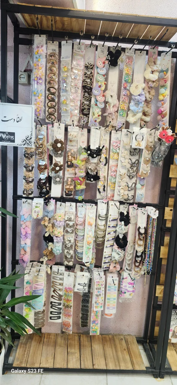 گالری بدلیجات نفیس - تصویر 4