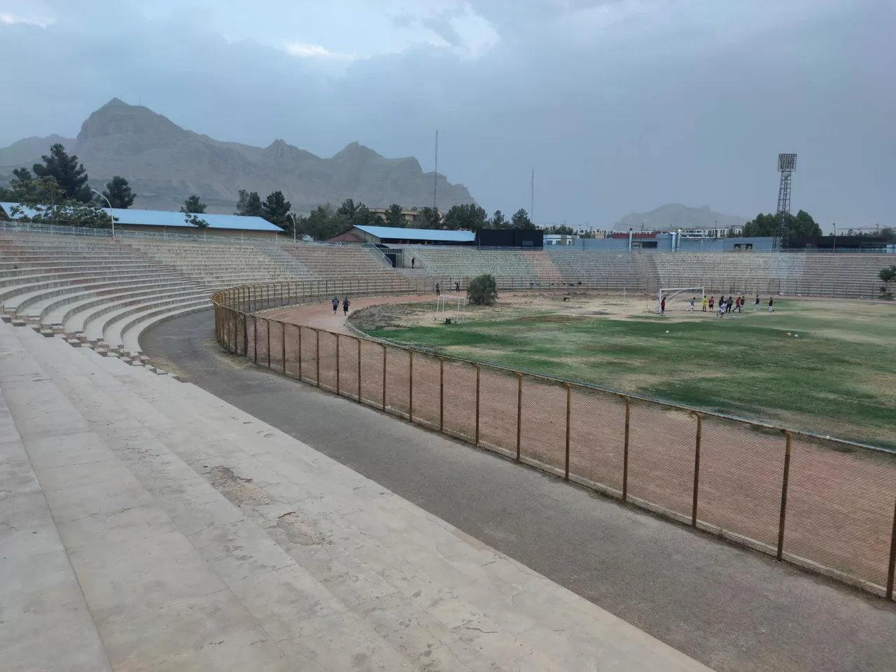 ورزشگاه 22 بهمن - تصویر 4