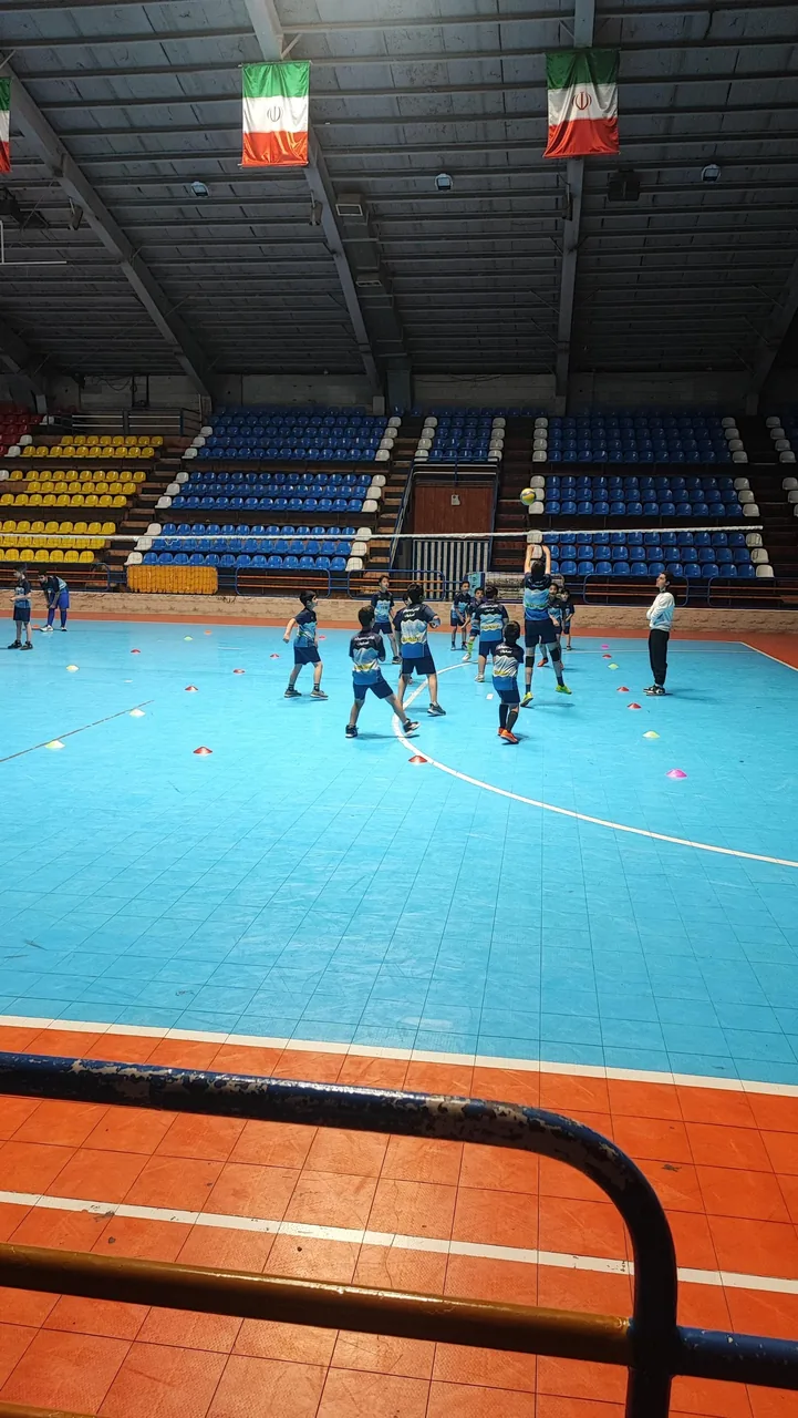 ورزشگاه پیروزی