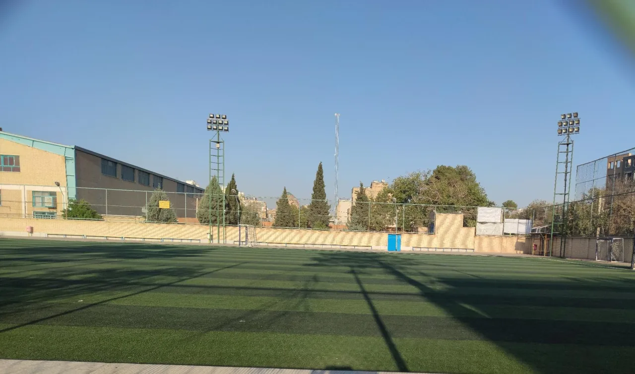 ورزشگاه قزلباش - تصویر 2
