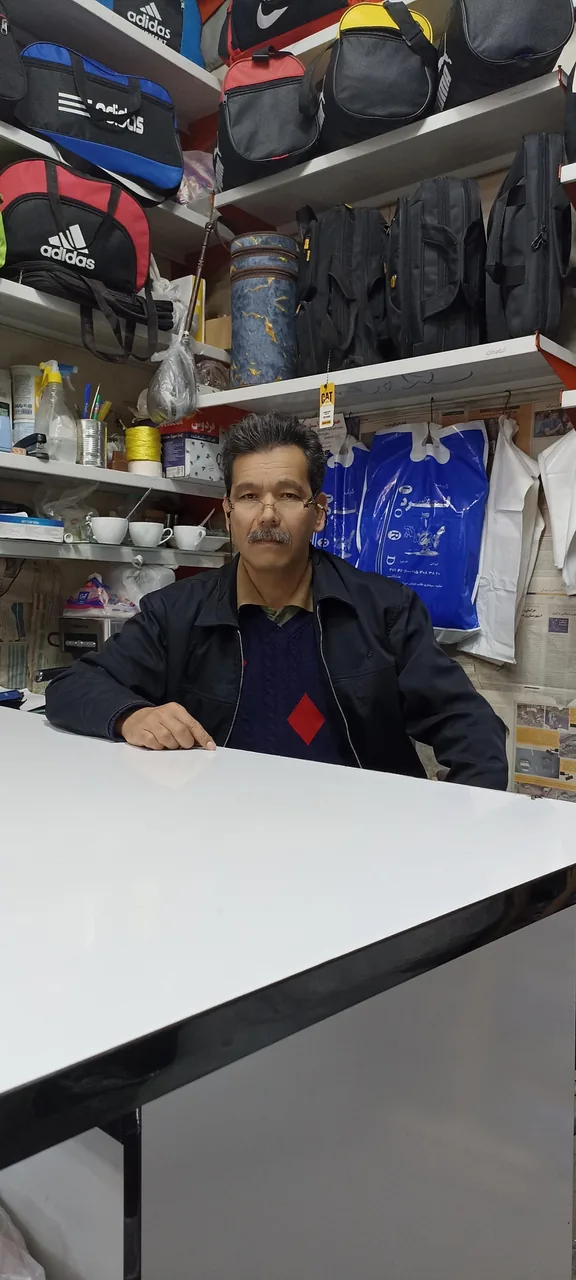 تولیدی کیف سلطانی یا لرد سابق - تصویر 2