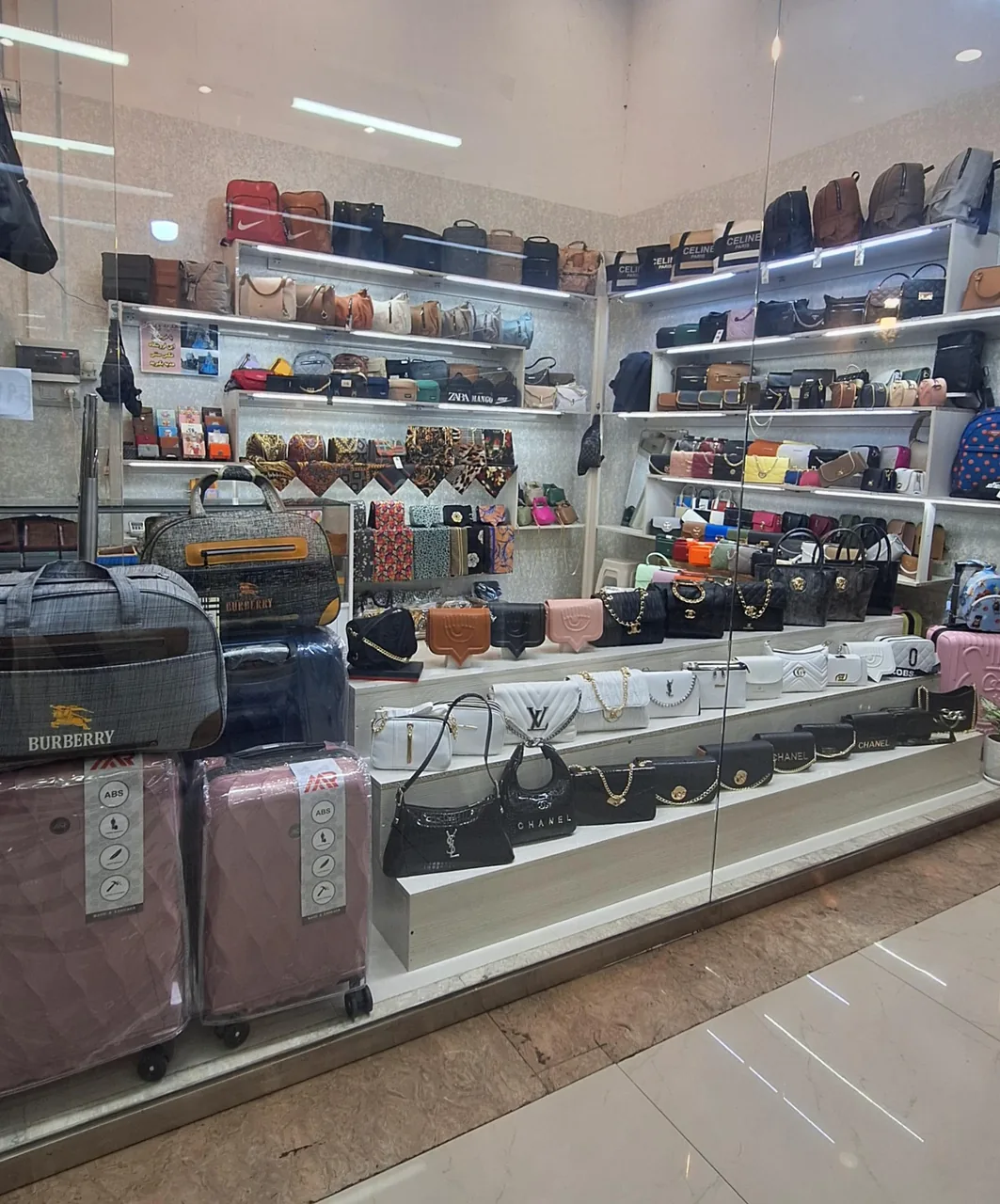 کیف پرادا - تصویر 4
