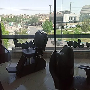 آموزشگاه آرایشگری مردانه چهل سی