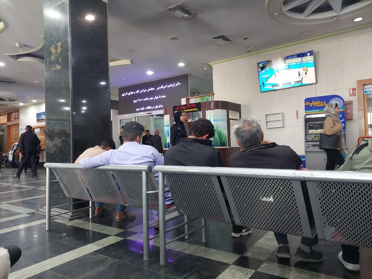 بیمارستان مرکزی شیراز - تصویر 3