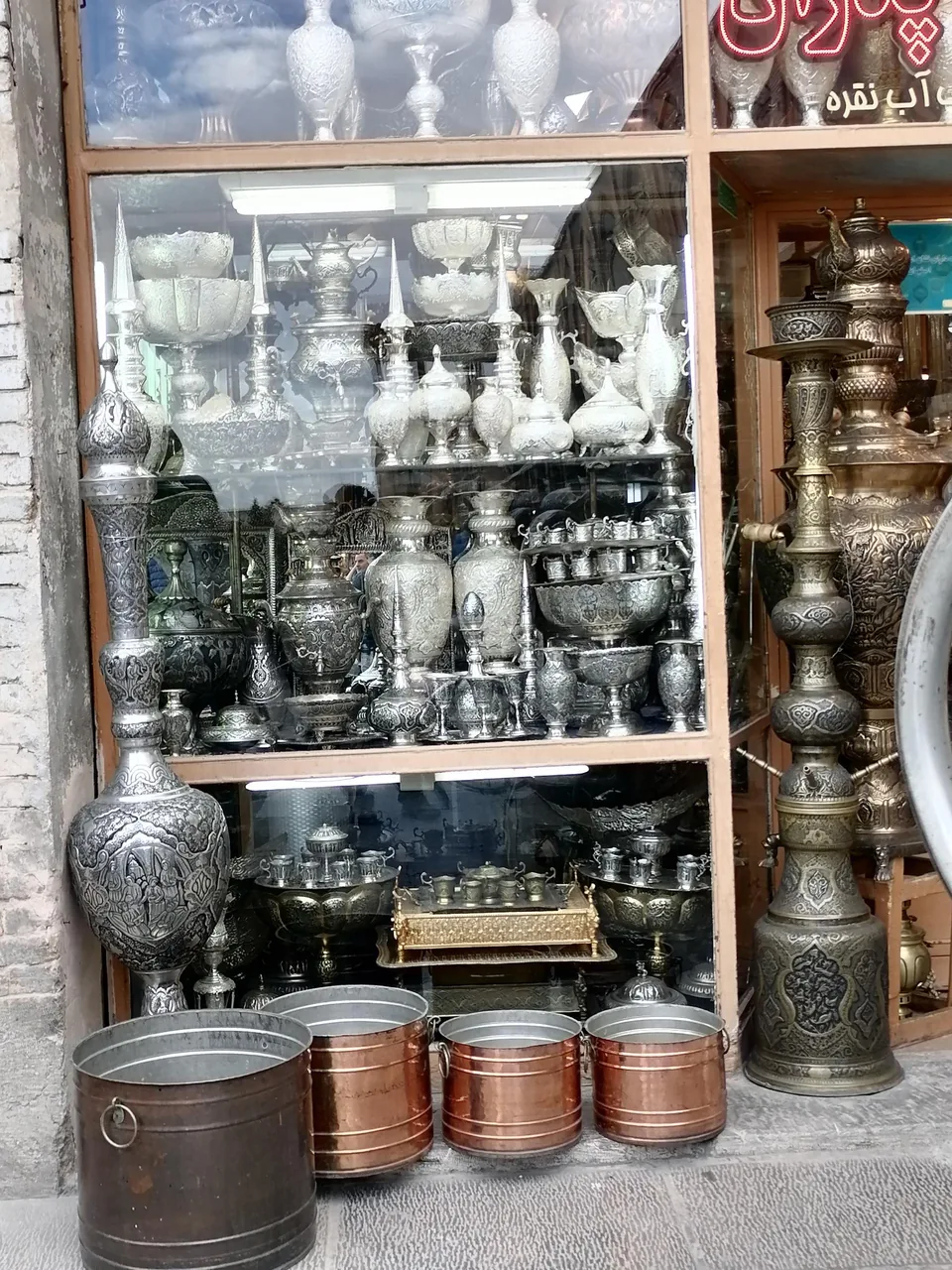 تولیدی و نمایشگاه جهان پدران - تصویر 3