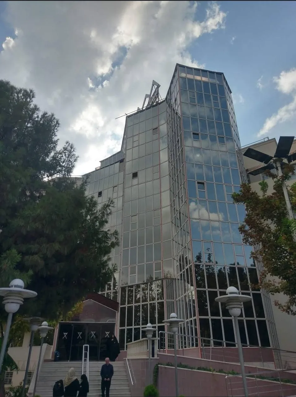 بیمارستان دنا - تصویر 3