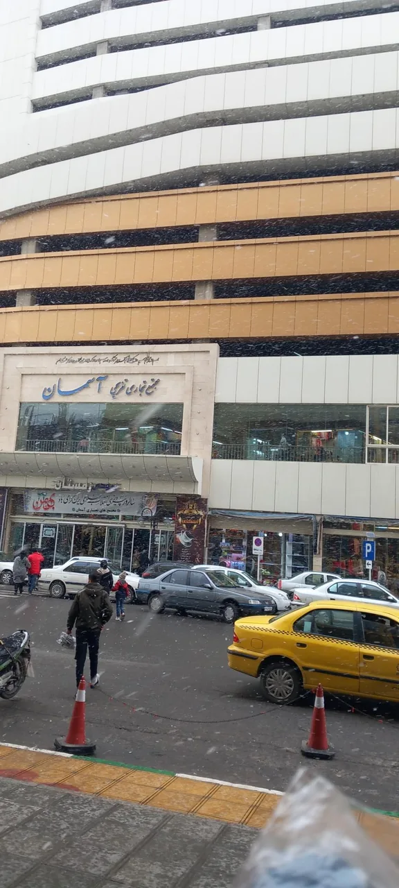 مرکز خرید آسمان - تصویر 2