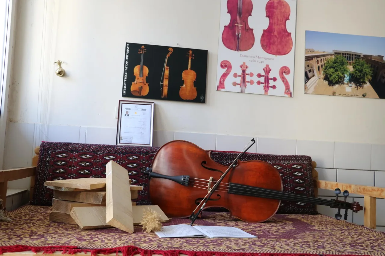 ویولن دست ساز موسوی