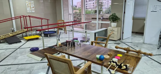 کاردرمانی و گفتار درمانی توفیقی